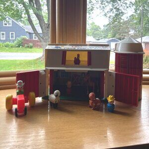 Vintage Fisher Price Play Family Farm 915 Barn Silo Little People Animals Set